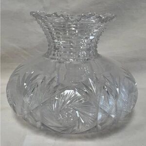 Vintage 1950’s crystal vase